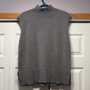 BB Dakota Heather Gray Sleeveless Mock Neck Sweater Vest Large
